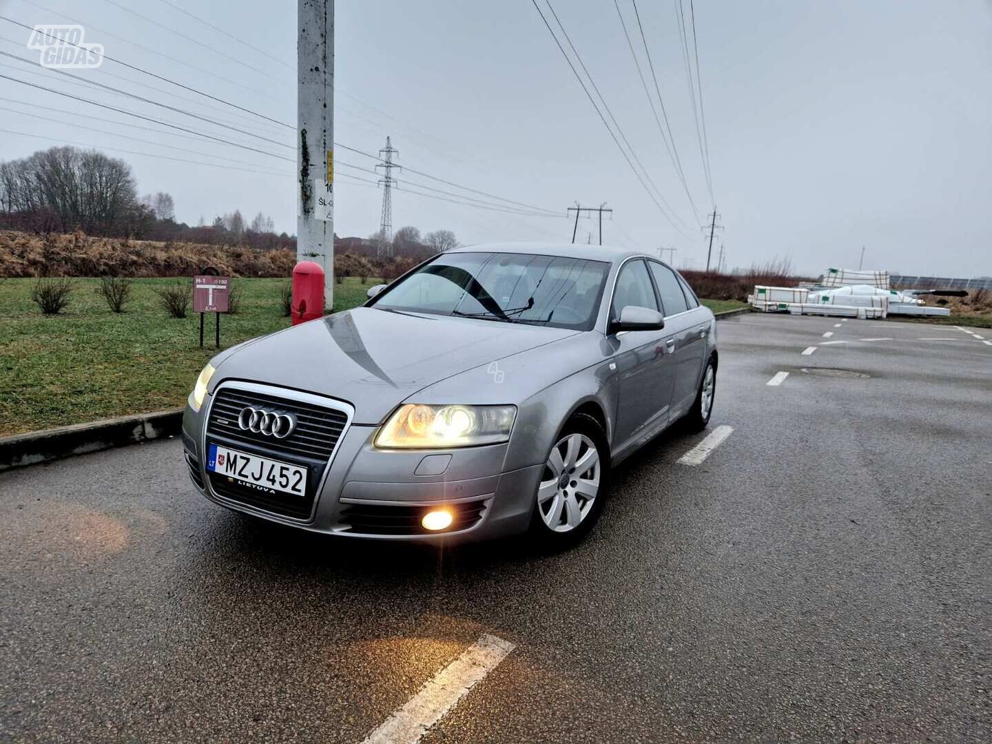 Audi A6 2004 m Sedanas