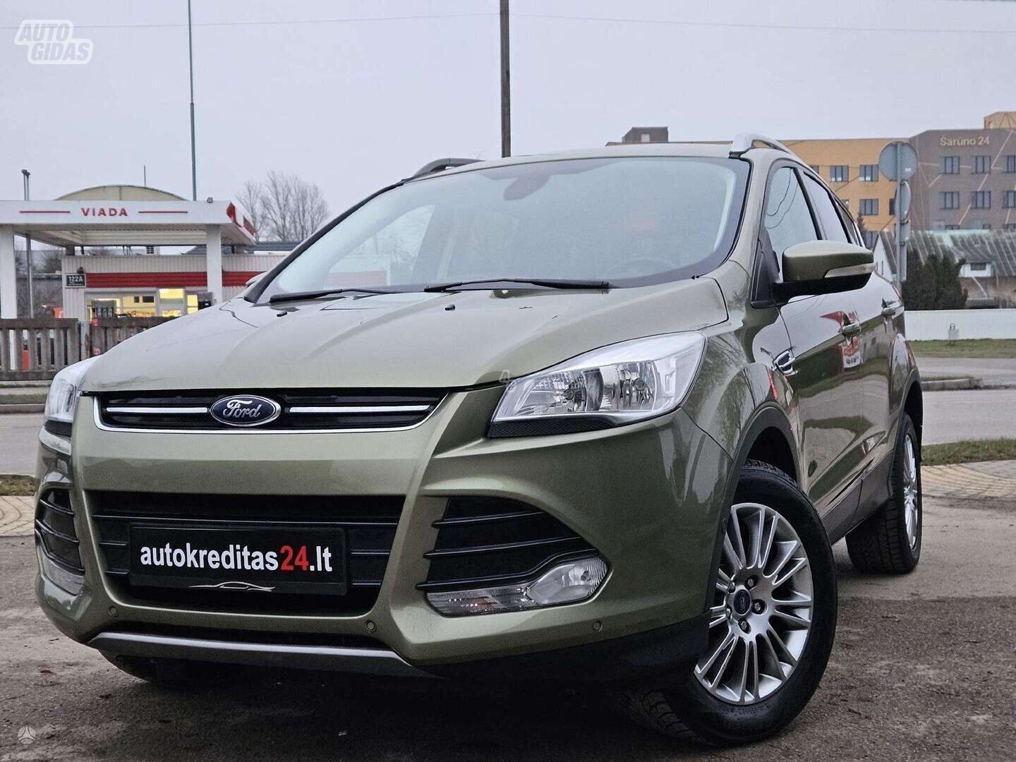 Ford Kuga 2013 г Внедорожник / Кроссовер