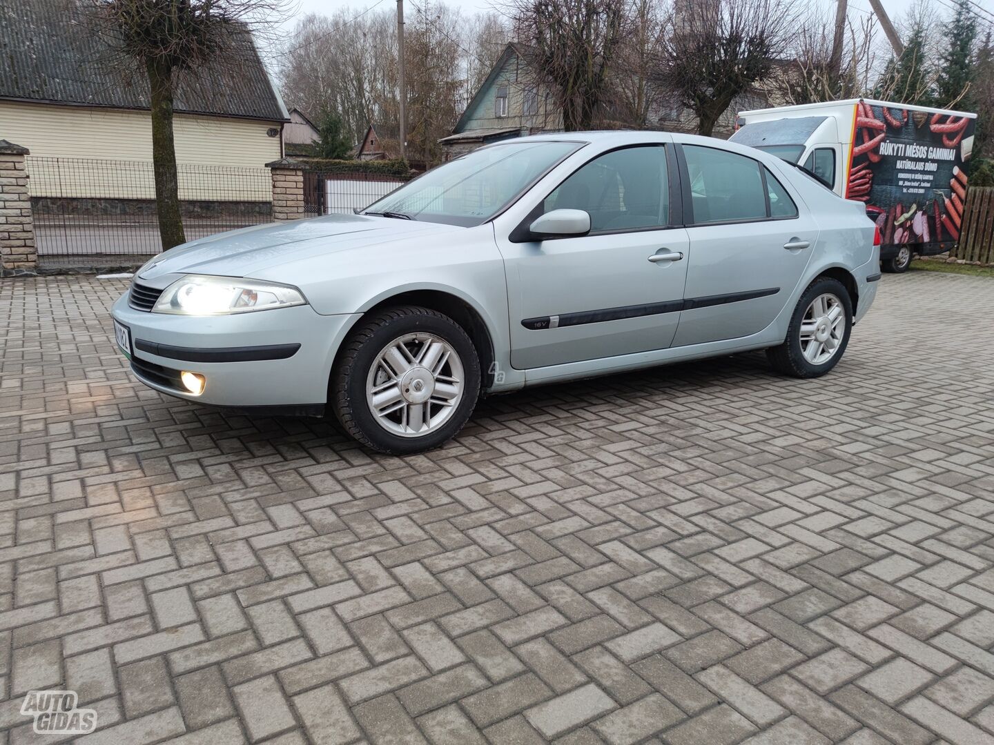 Renault Laguna 2001 y Sedan