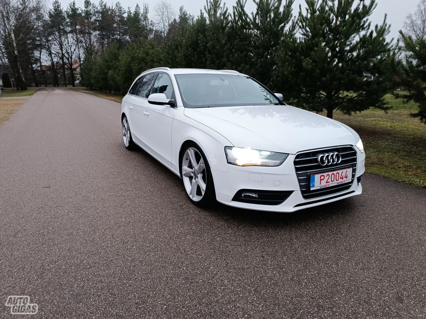 Audi A4 2012 г Универсал