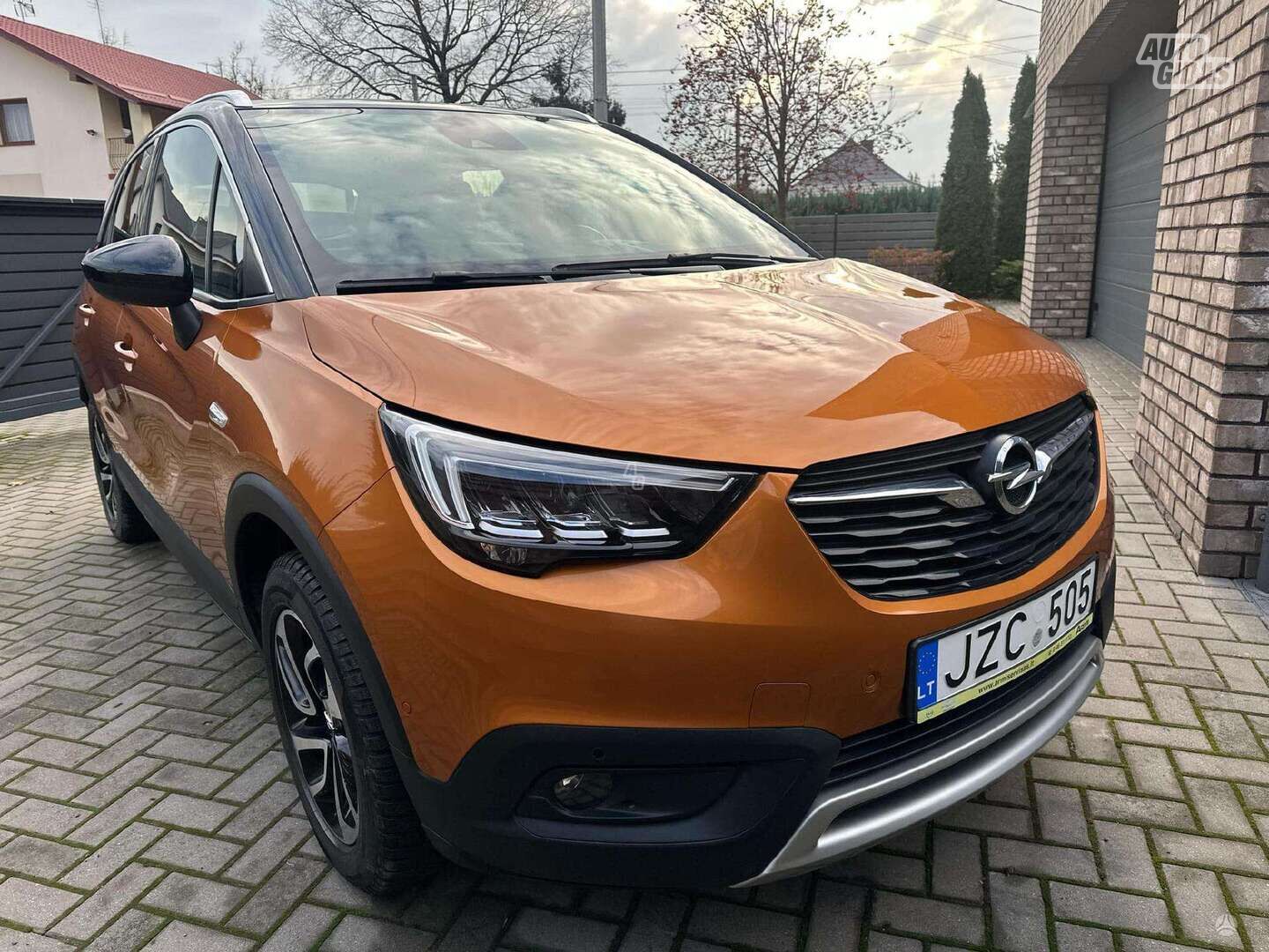 Opel Crossland X 2017 y Off-road / Crossover