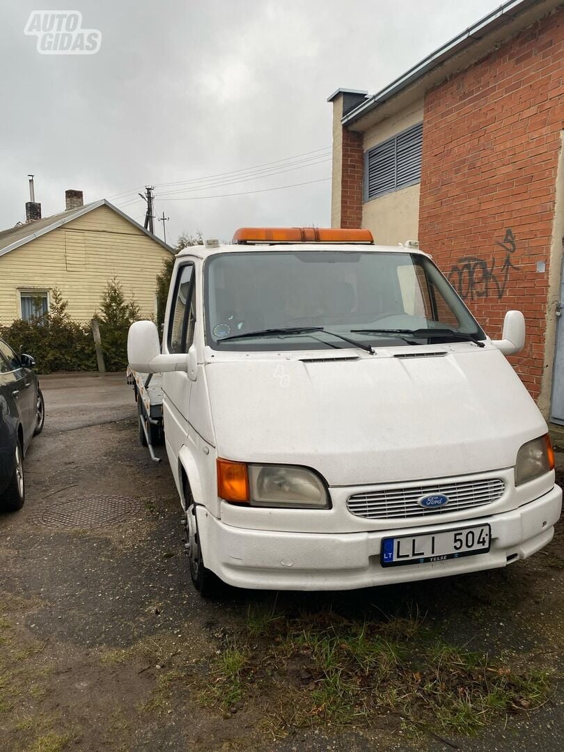 Ford Transit 1998 y Commercial auto (with box)