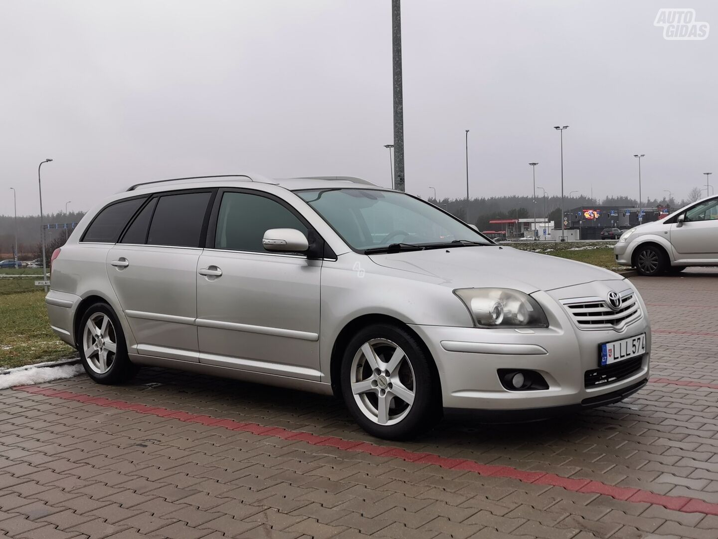 Toyota Avensis 2007 y Wagon