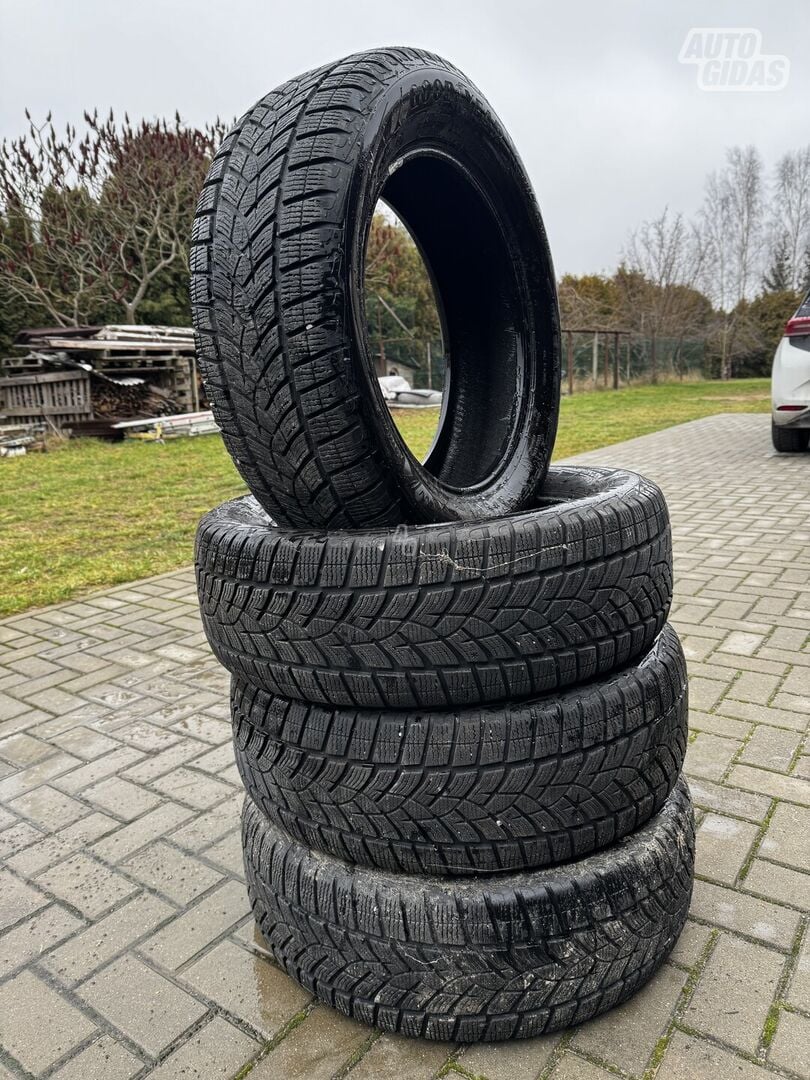 Goodyear UltraGripIceSuvGen1 R17 winter tyres passanger car