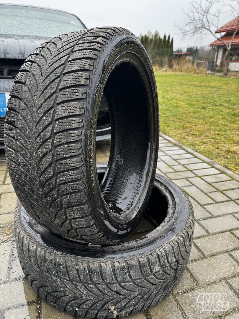 Goodyear UltraGrip Ice2 R18 зимние шины для автомобилей