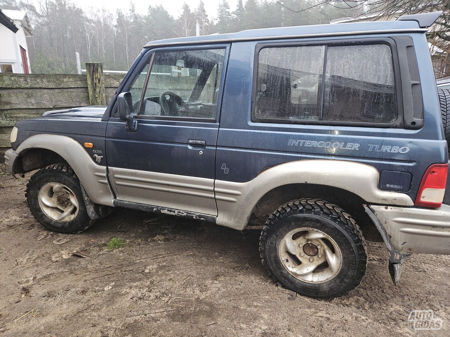 Hyundai Galloper 1999 y Off-road / Crossover