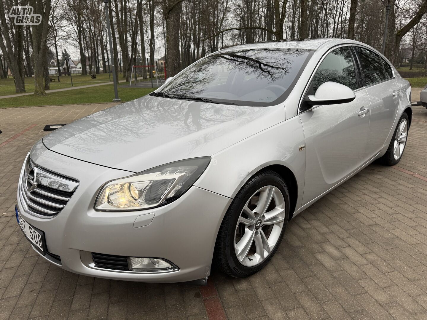 Opel Insignia 2009 г Хэтчбек