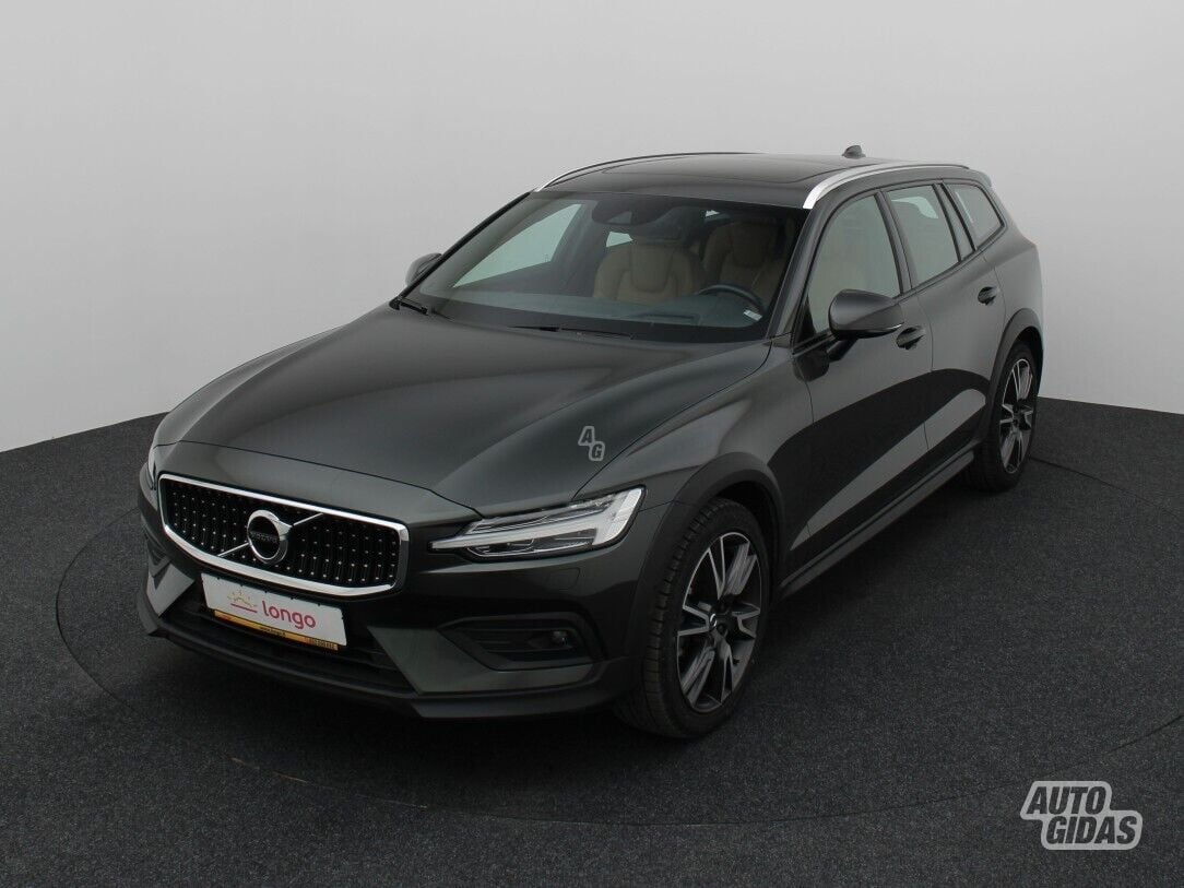 Volvo cross+country 2019 m Universalas