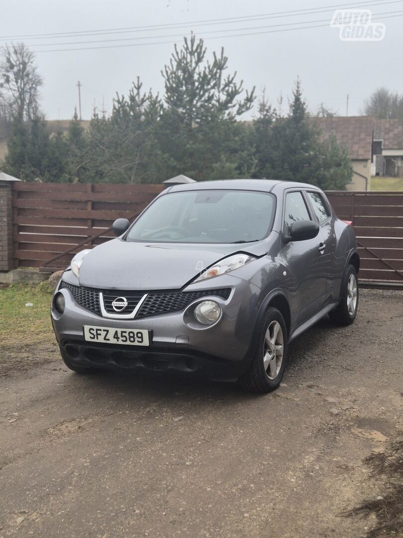 Nissan Juke 2014 y Off-road / Crossover