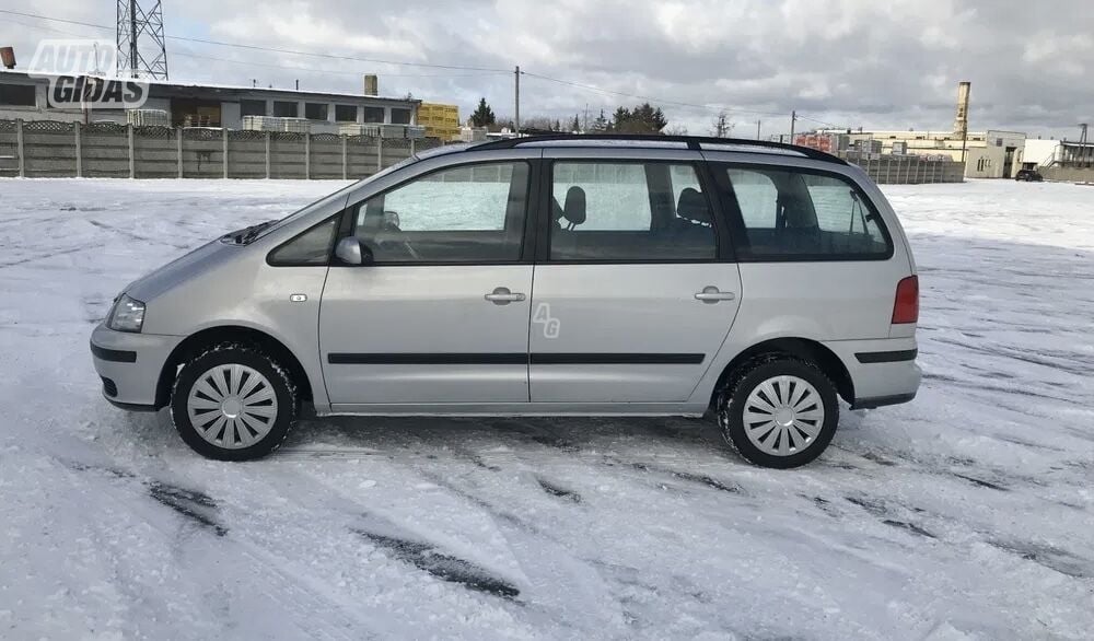 Seat Alhambra 2004 m Vienatūris