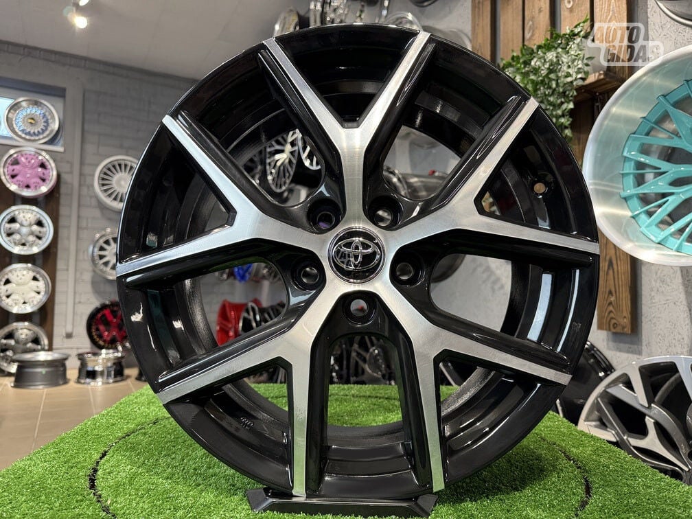 Autowheels Toyota 5 Y Spoke Style Avalon light alloy R18 rims