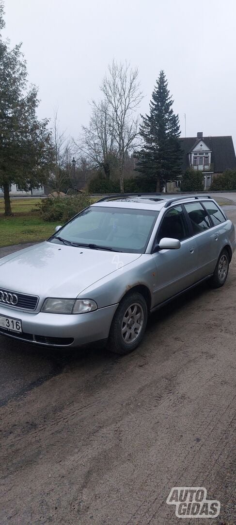 Audi A4 1996 y Wagon