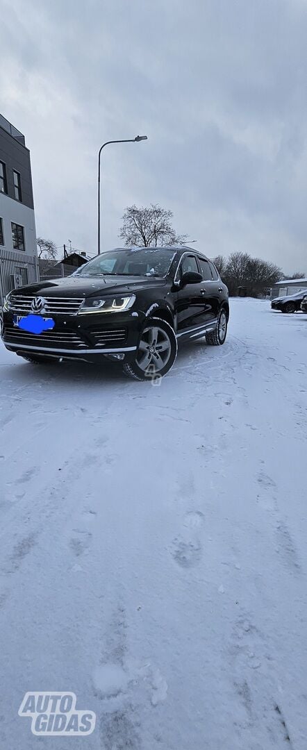 Volkswagen Touareg 2012 г Внедорожник / Кроссовер