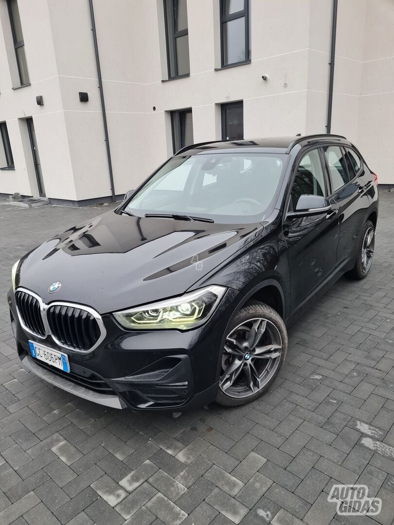 Bmw X1 2020 г Внедорожник / Кроссовер