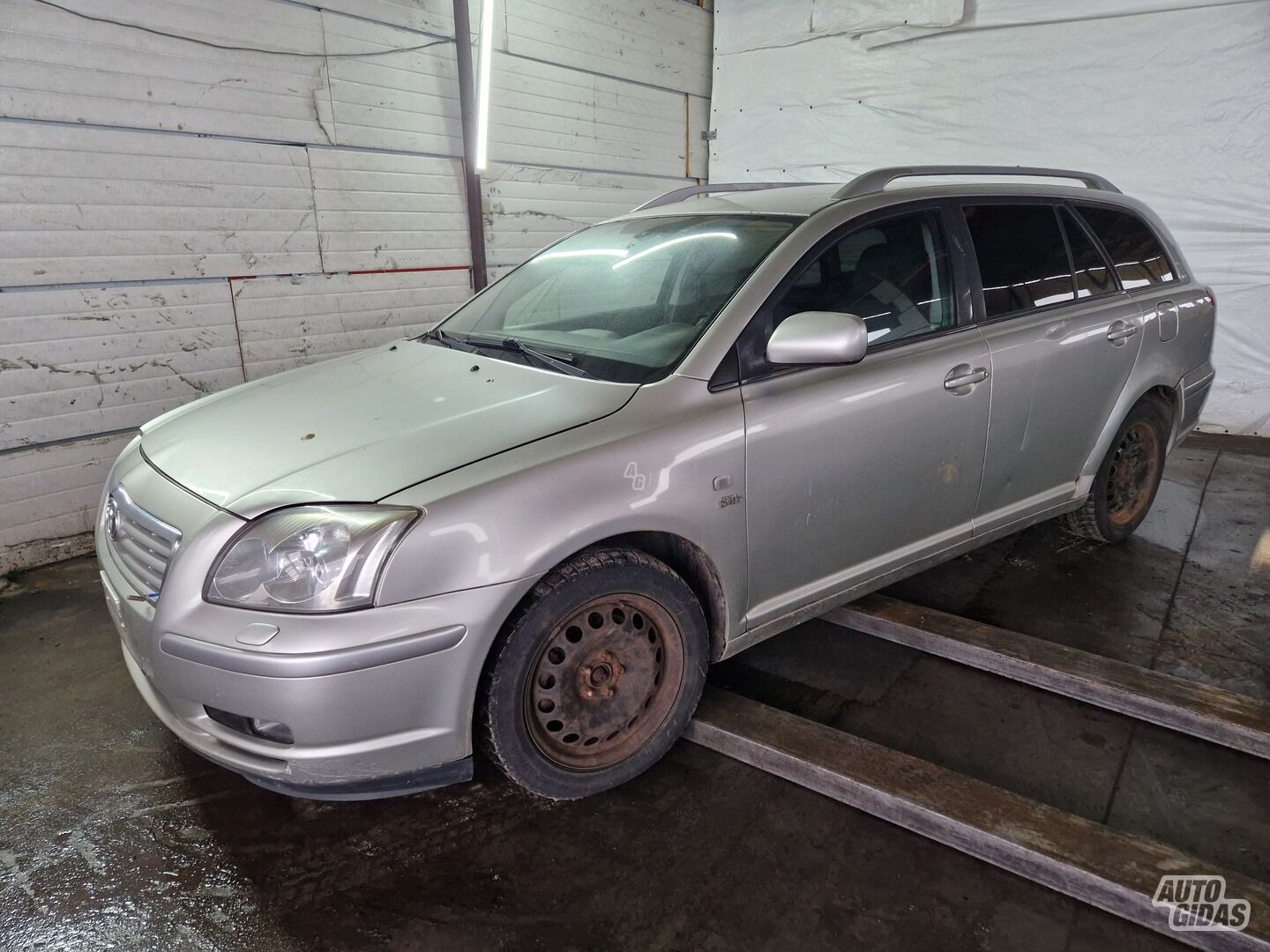 Toyota Avensis II 2003 г запчясти