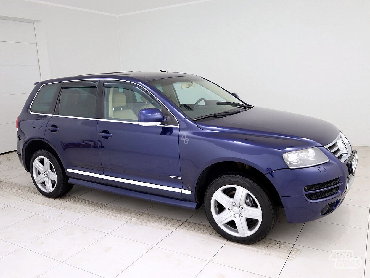 Volkswagen Touareg 2006 г Внедорожник / Кроссовер