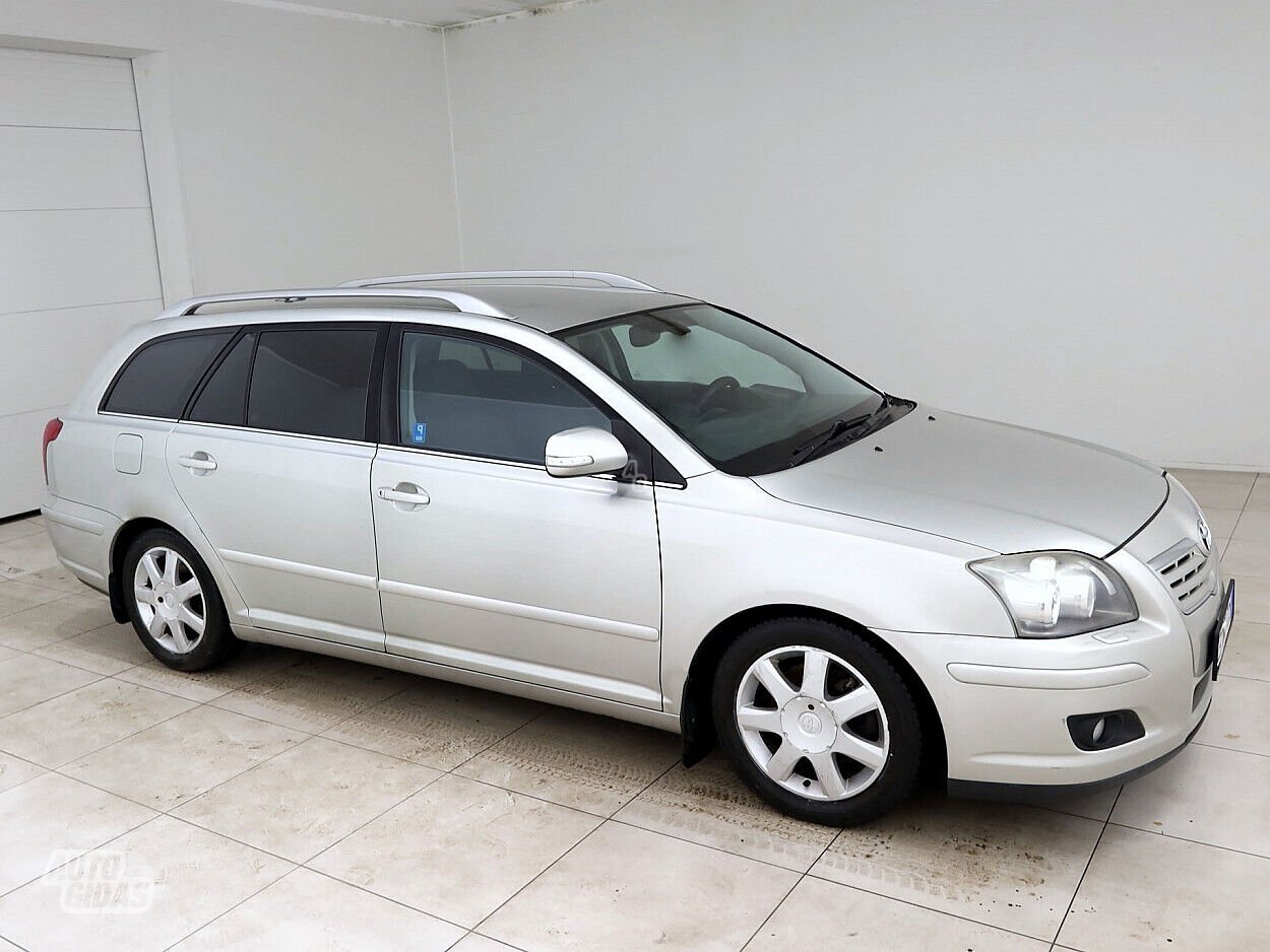 Toyota Avensis 2006 г Универсал