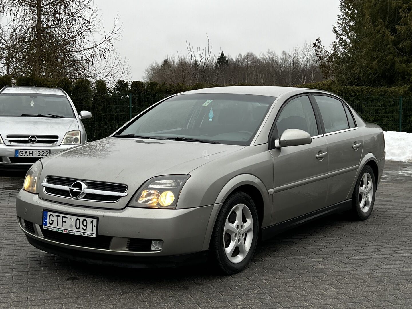 Opel Vectra 2004 г Седан