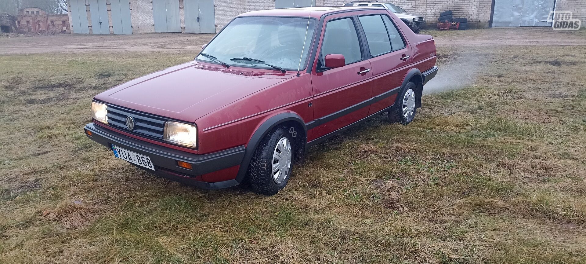 Volkswagen Jetta 1988 г Седан