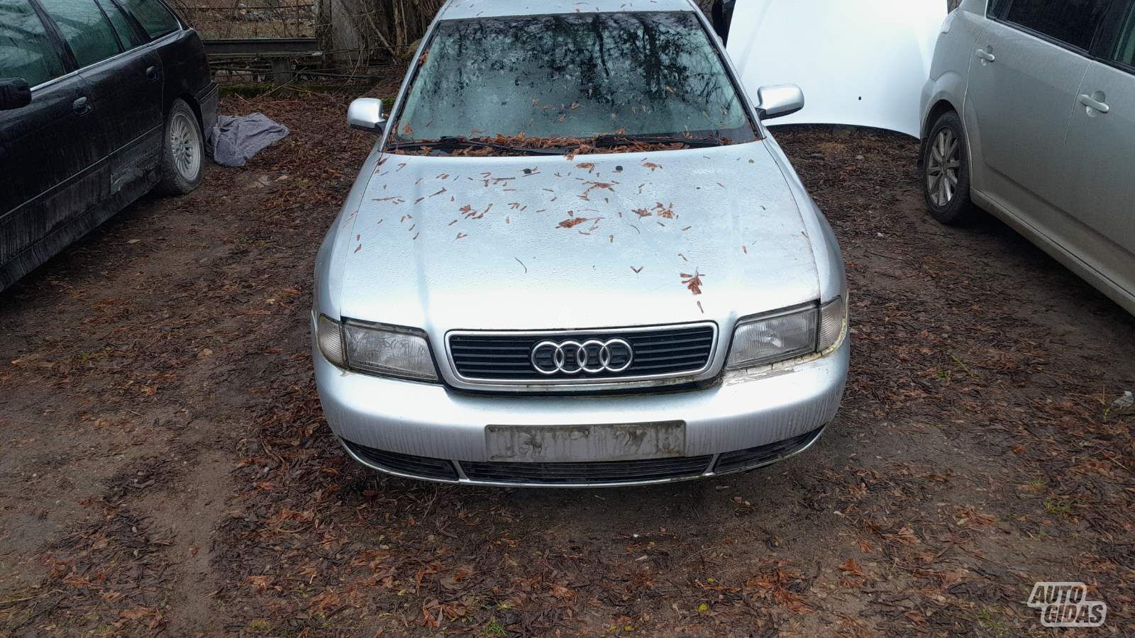 Audi A4 1998 г запчясти