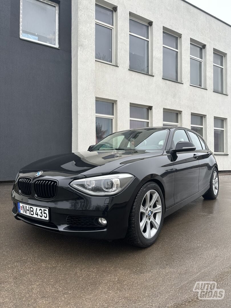 Bmw 120 2012 y Hatchback