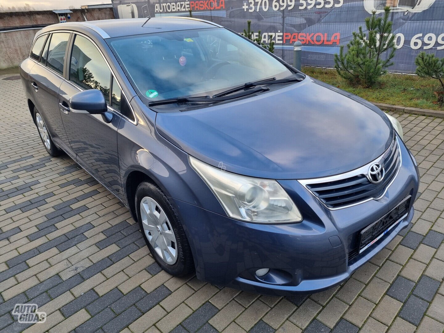 Toyota Avensis 2009 y Wagon