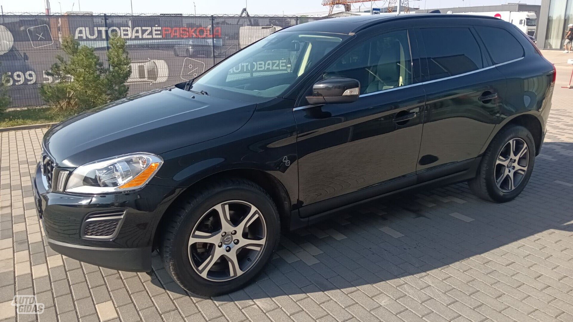 Volvo XC60 2013 m Visureigis / Krosoveris