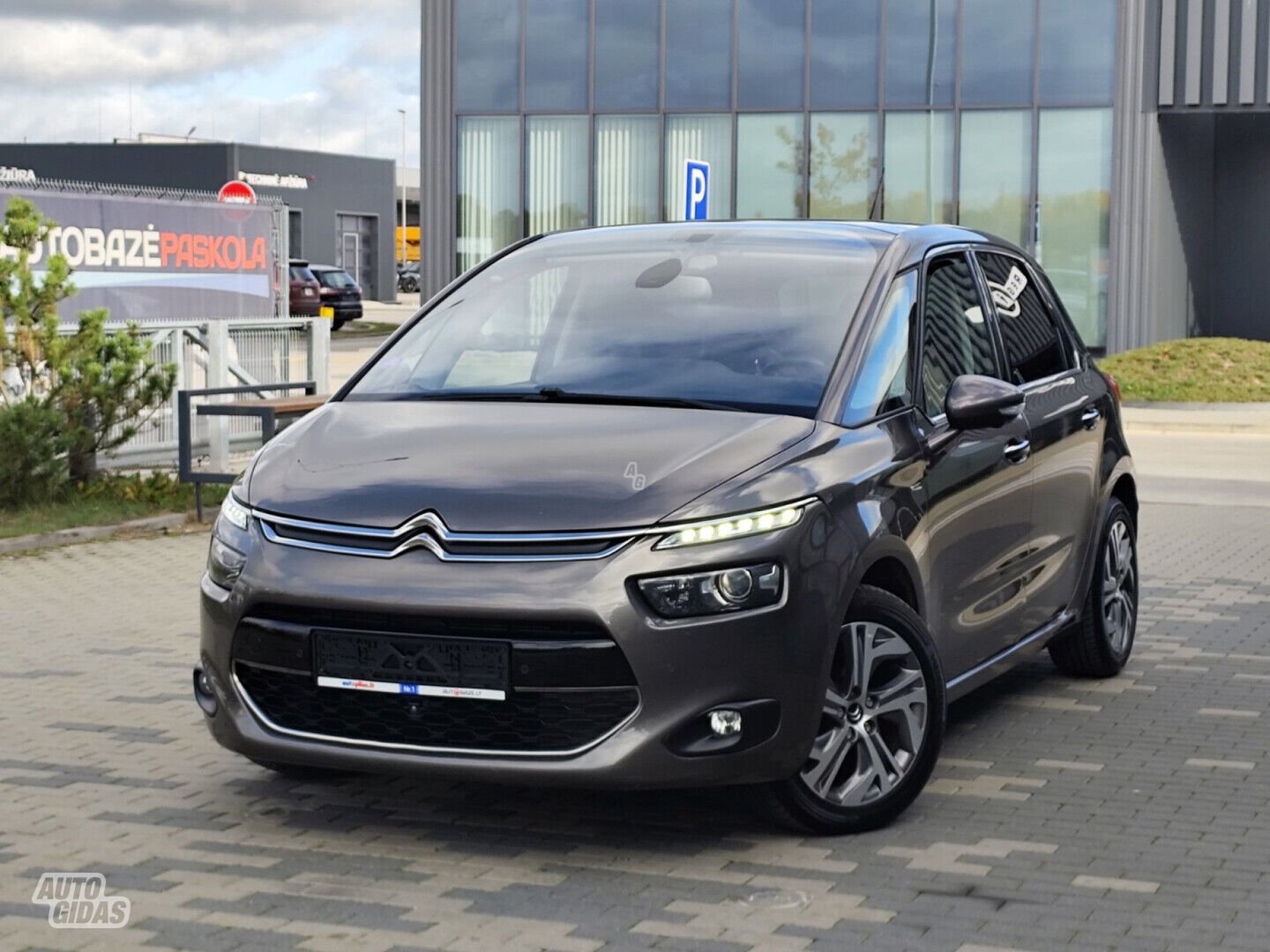 Citroen C4 Picasso 2015 y Van