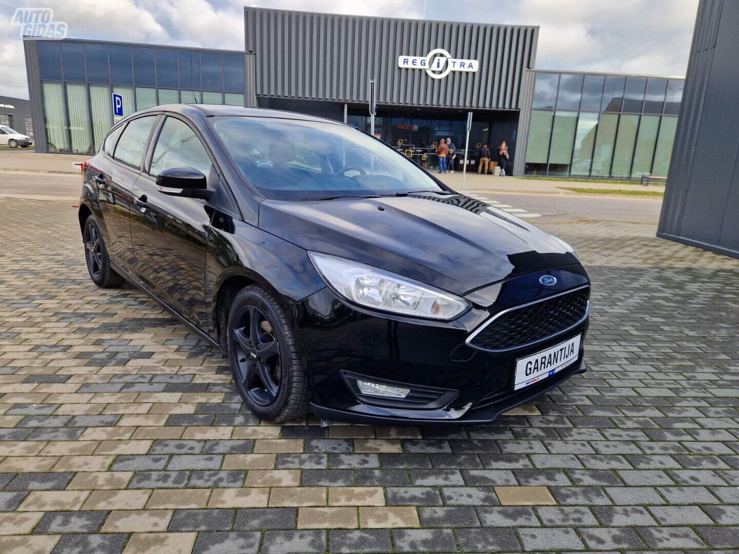 Ford Focus 2016 y Hatchback