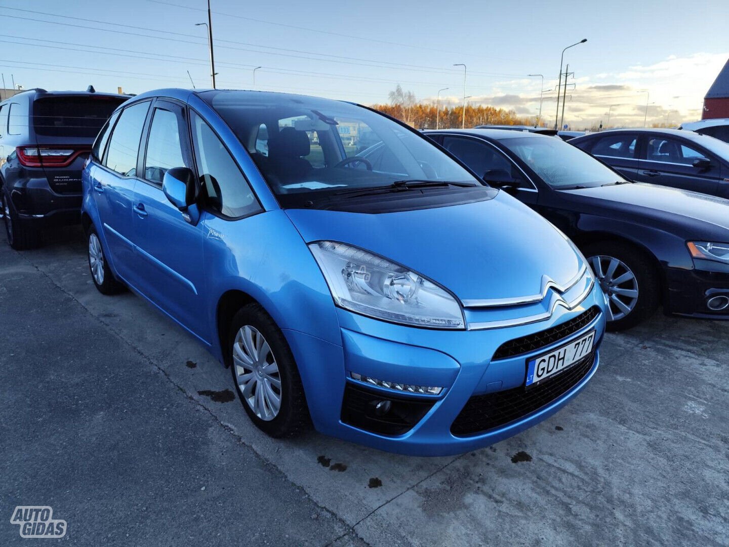 Citroen C4 Picasso 2012 y Van