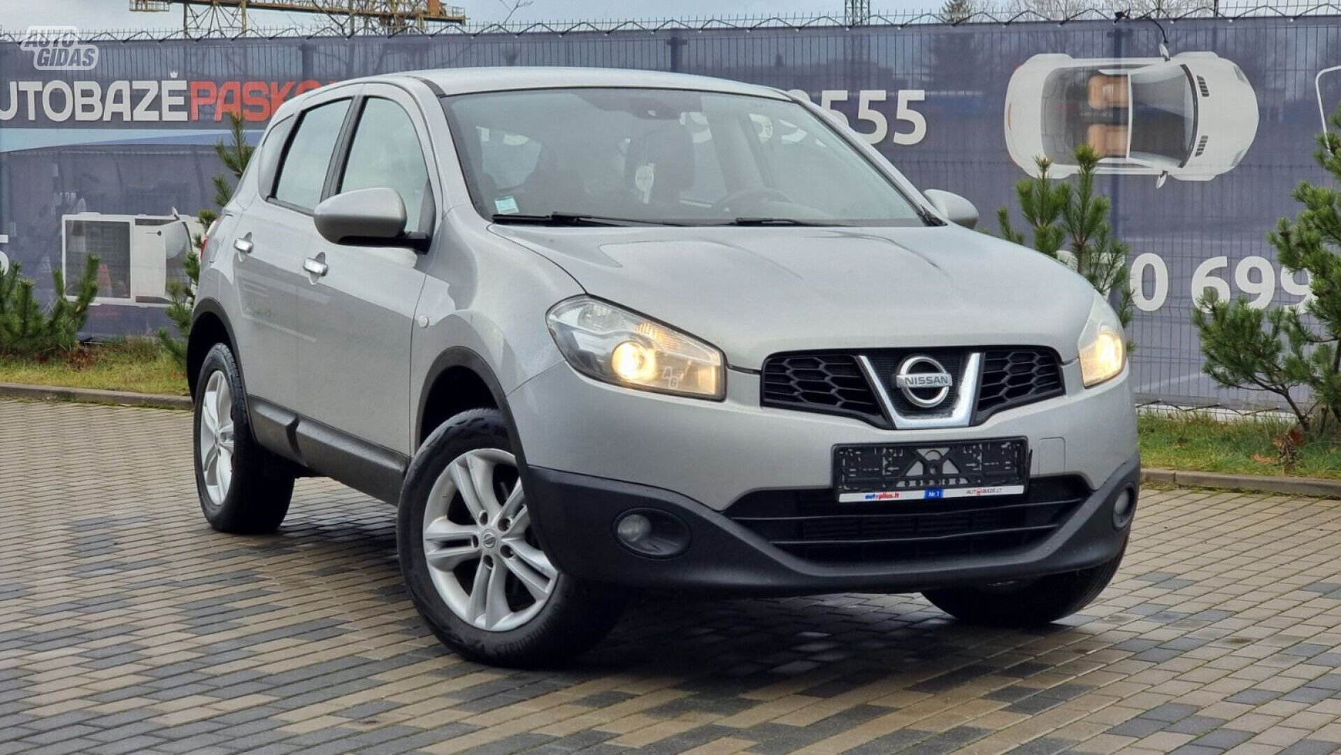 Nissan Qashqai 2011 m Visureigis / Krosoveris