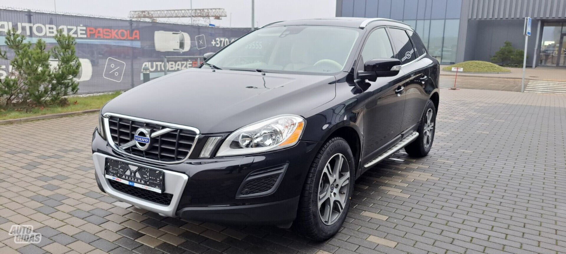 Volvo 2011 m Visureigis / Krosoveris