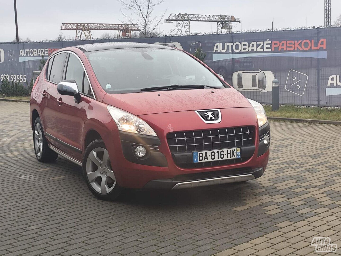 Peugeot 3008 2010 y Van