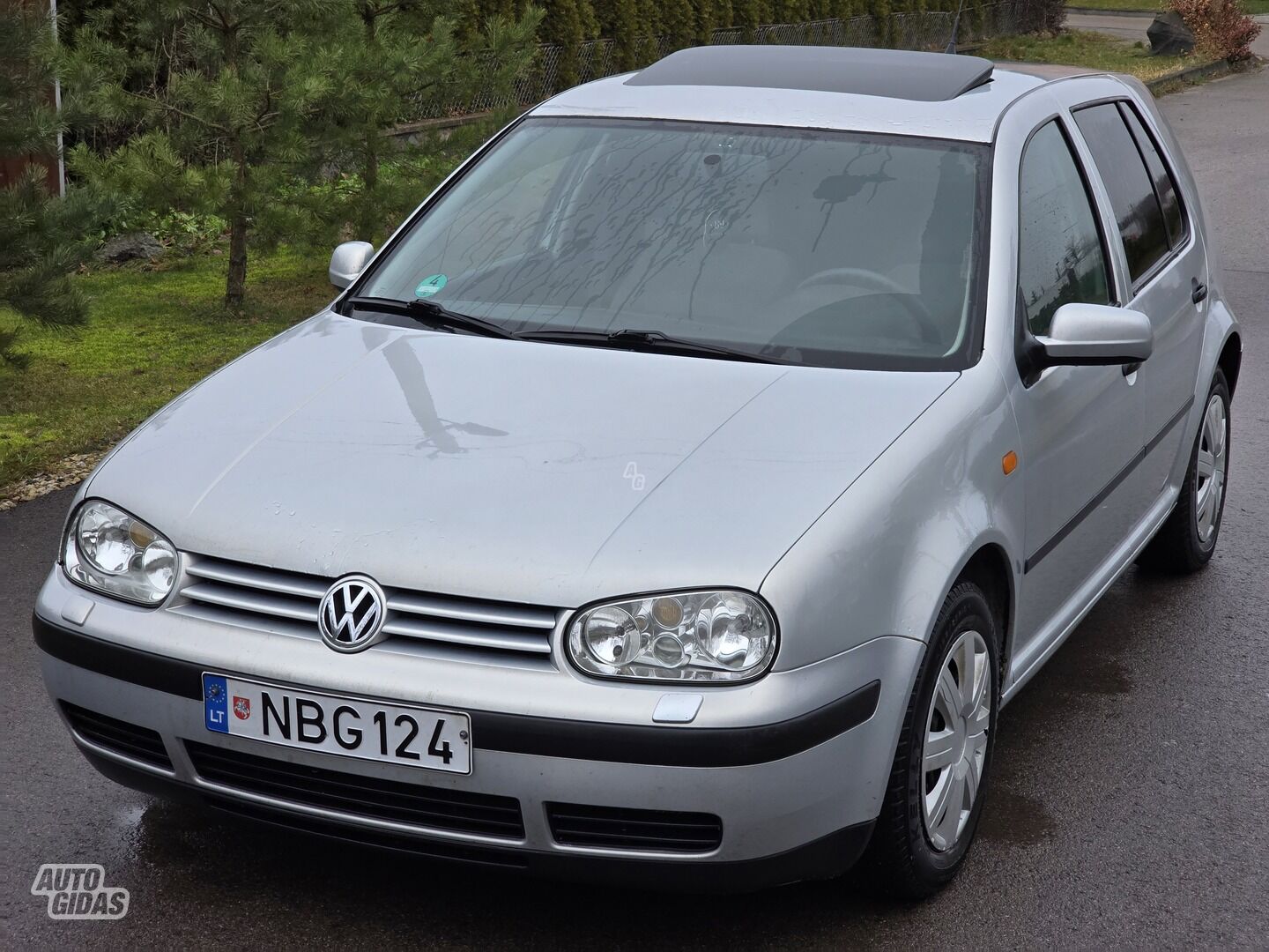 Volkswagen Golf 1998 г Хэтчбек