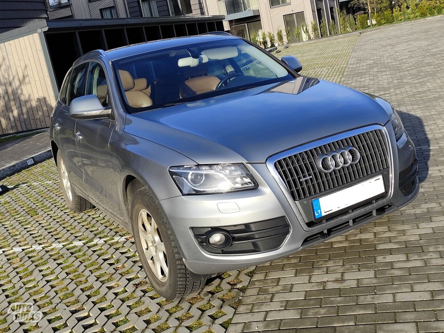 Audi Q5 2011 m Visureigis / Krosoveris