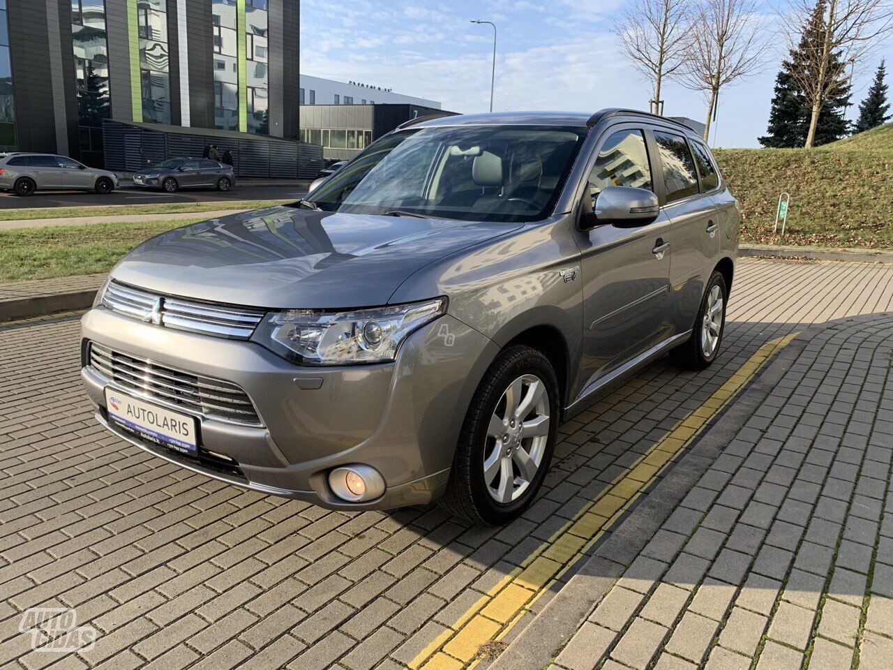 Mitsubishi Outlander 2013 m Visureigis / Krosoveris