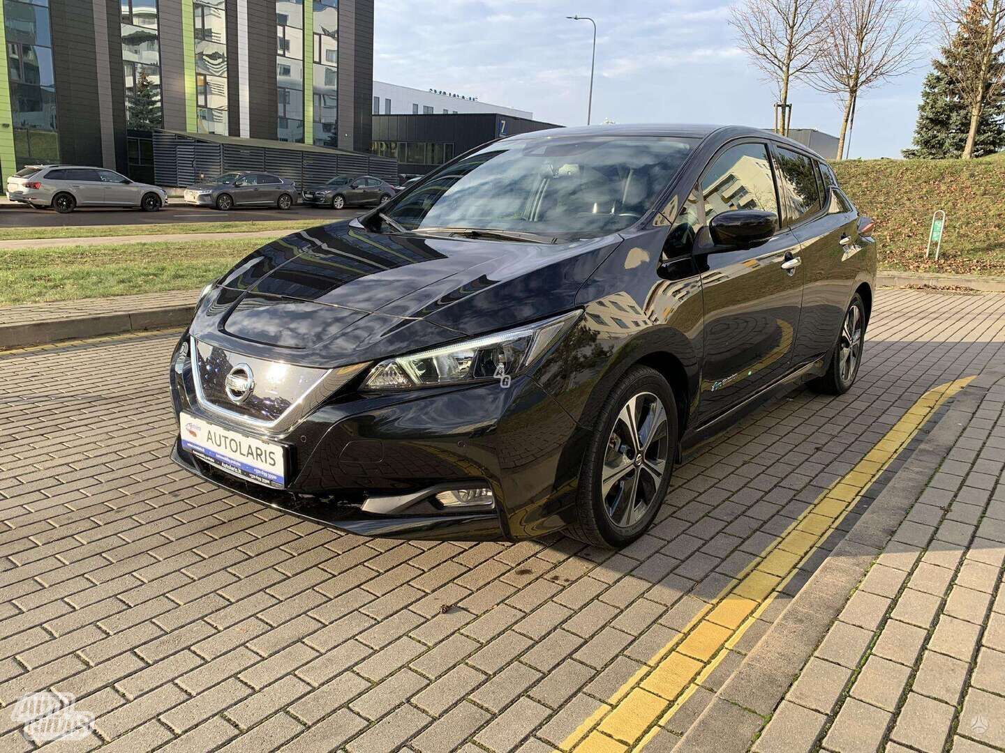 Nissan Leaf 2018 y Hatchback