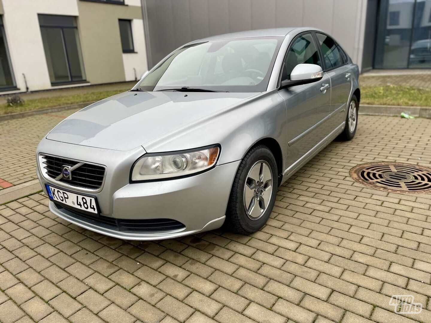 Volvo S40 2010 y Sedan