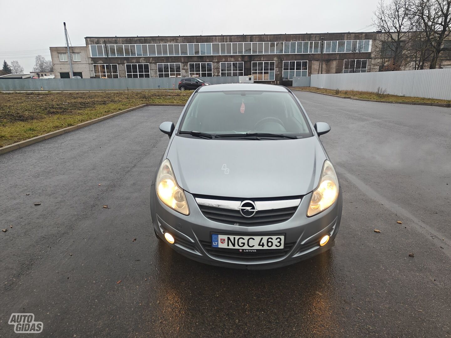 Opel Corsa 2009 y Hatchback