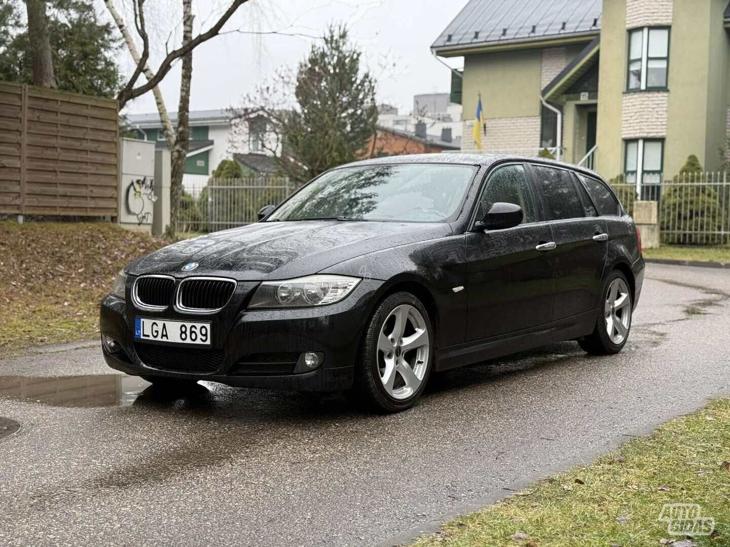 Bmw 320 2009 m Universalas