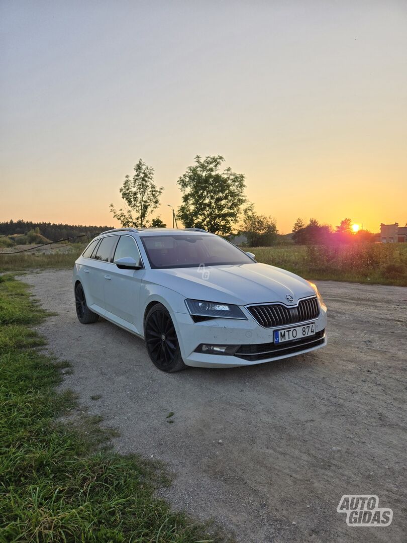 Skoda Superb 2017 y Wagon