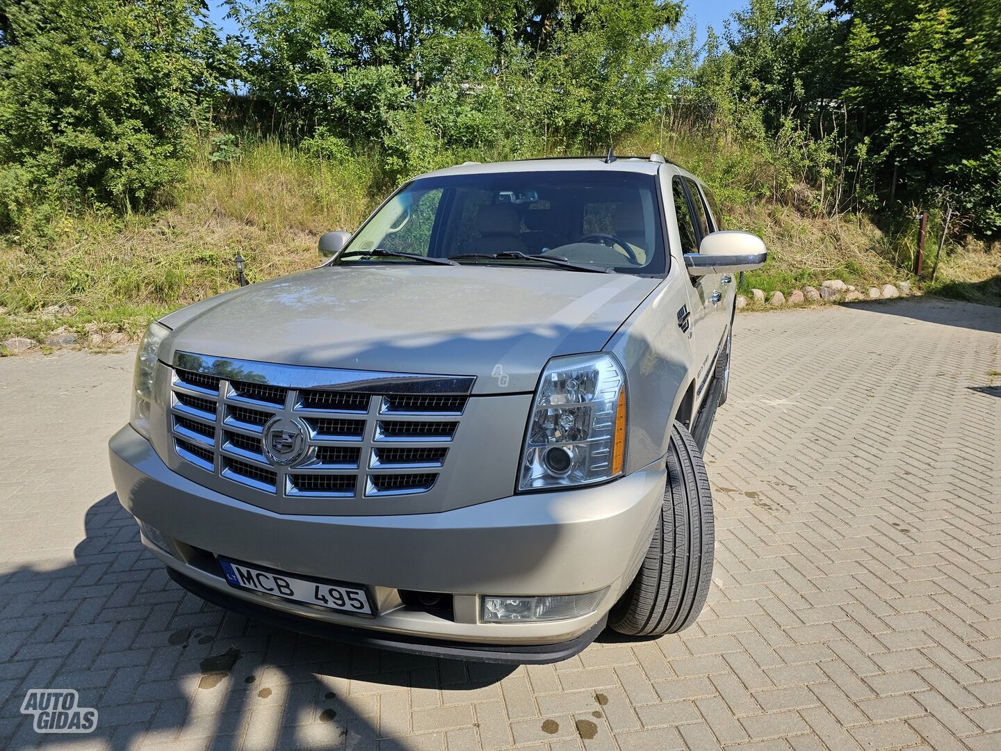 Cadillac Escalade 2008 m Visureigis / Krosoveris