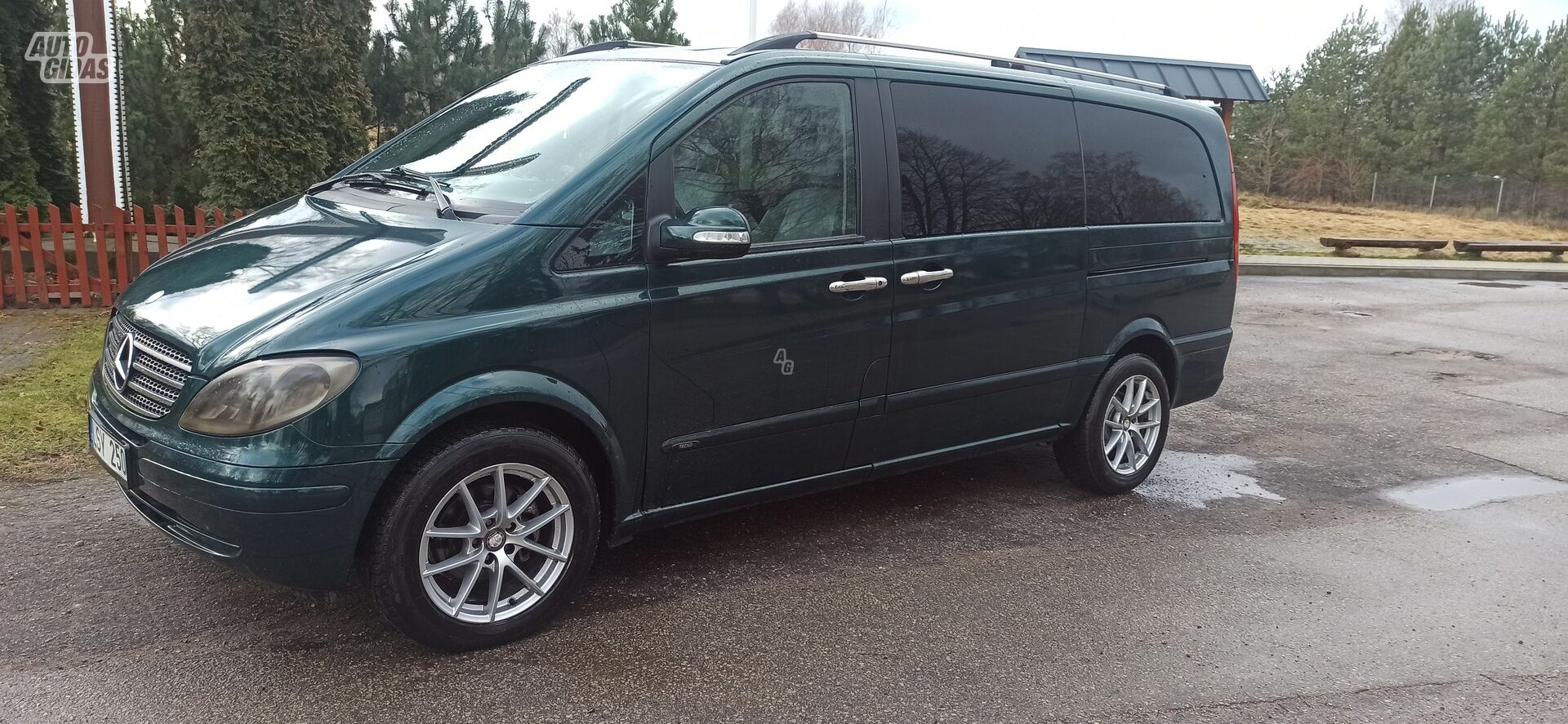 Mercedes-Benz Viano 2004 y Van