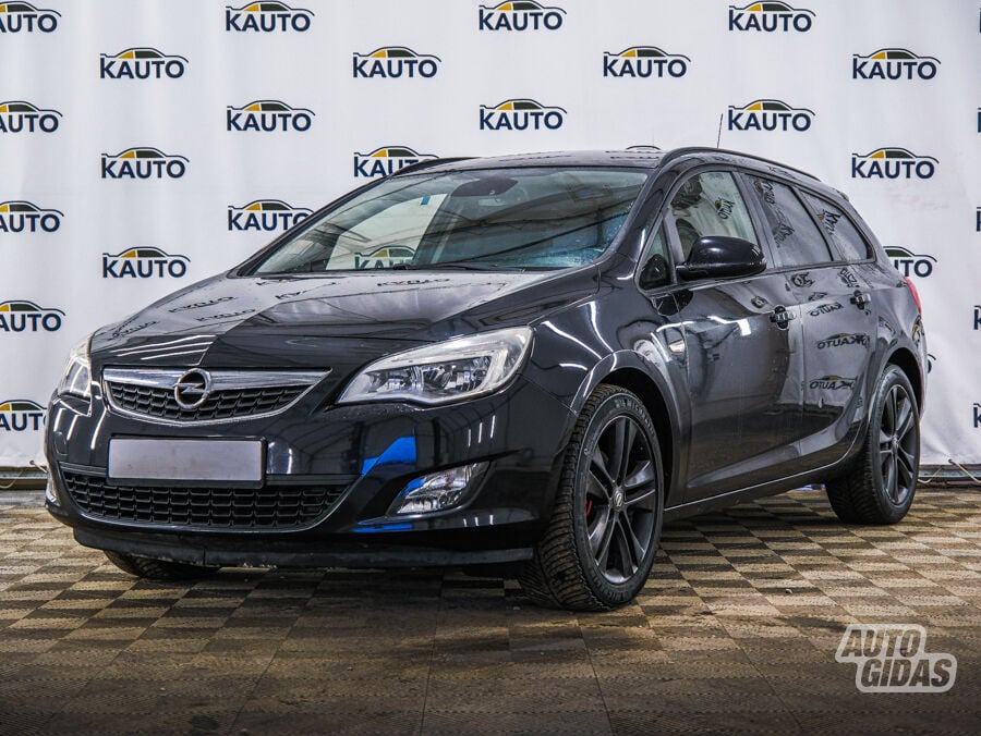 Opel Astra 2011 m Universalas