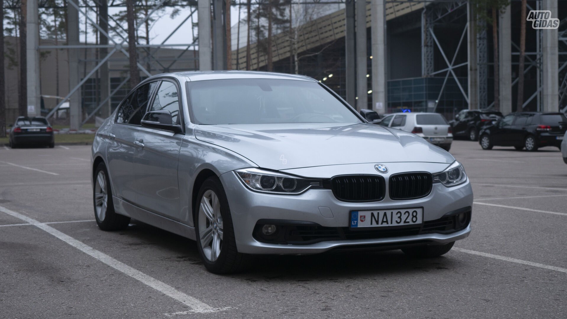 Bmw 328 2013 y Sedan