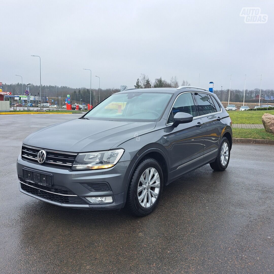 Volkswagen Tiguan 2016 г Внедорожник / Кроссовер