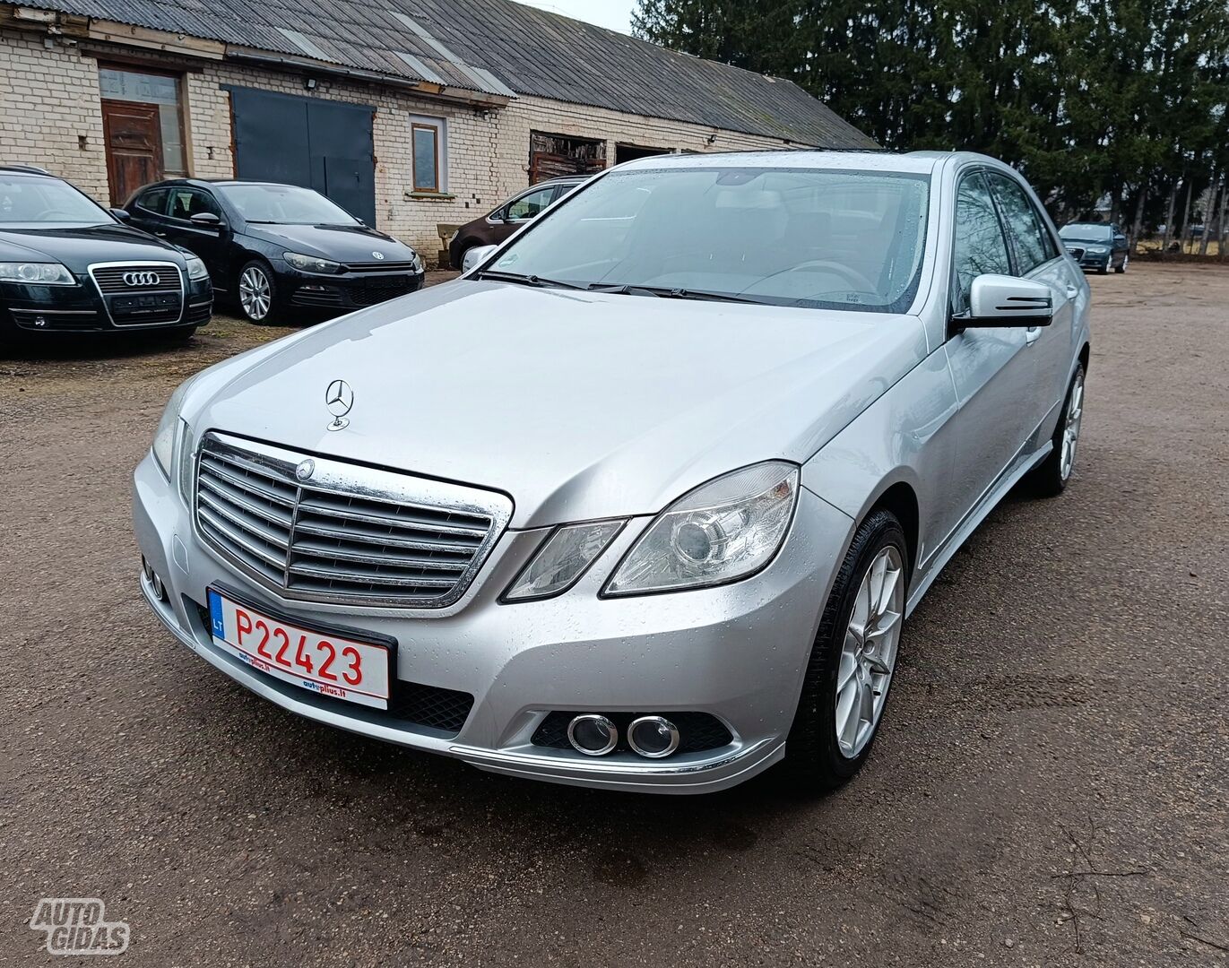 Mercedes-Benz E 220 2009 г Седан