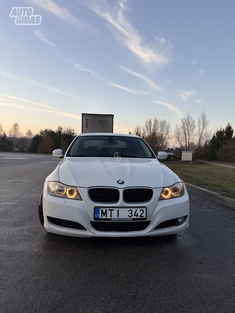 Bmw 320 2010 m Sedanas