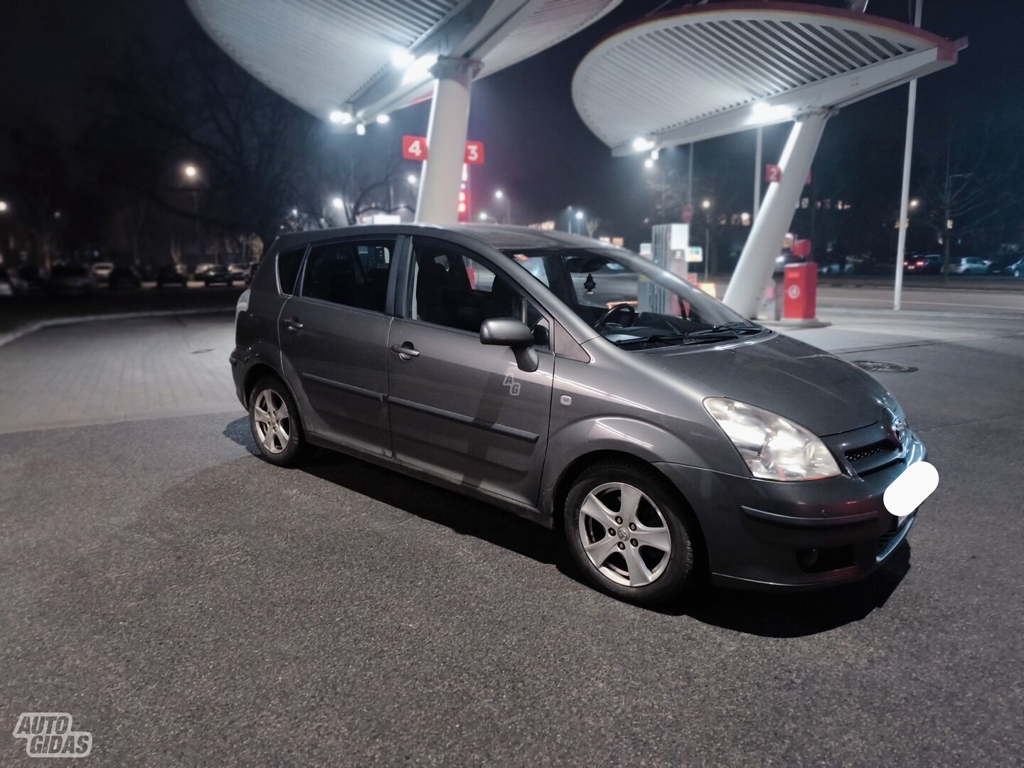 Toyota Corolla Verso 2008 г Минивэн