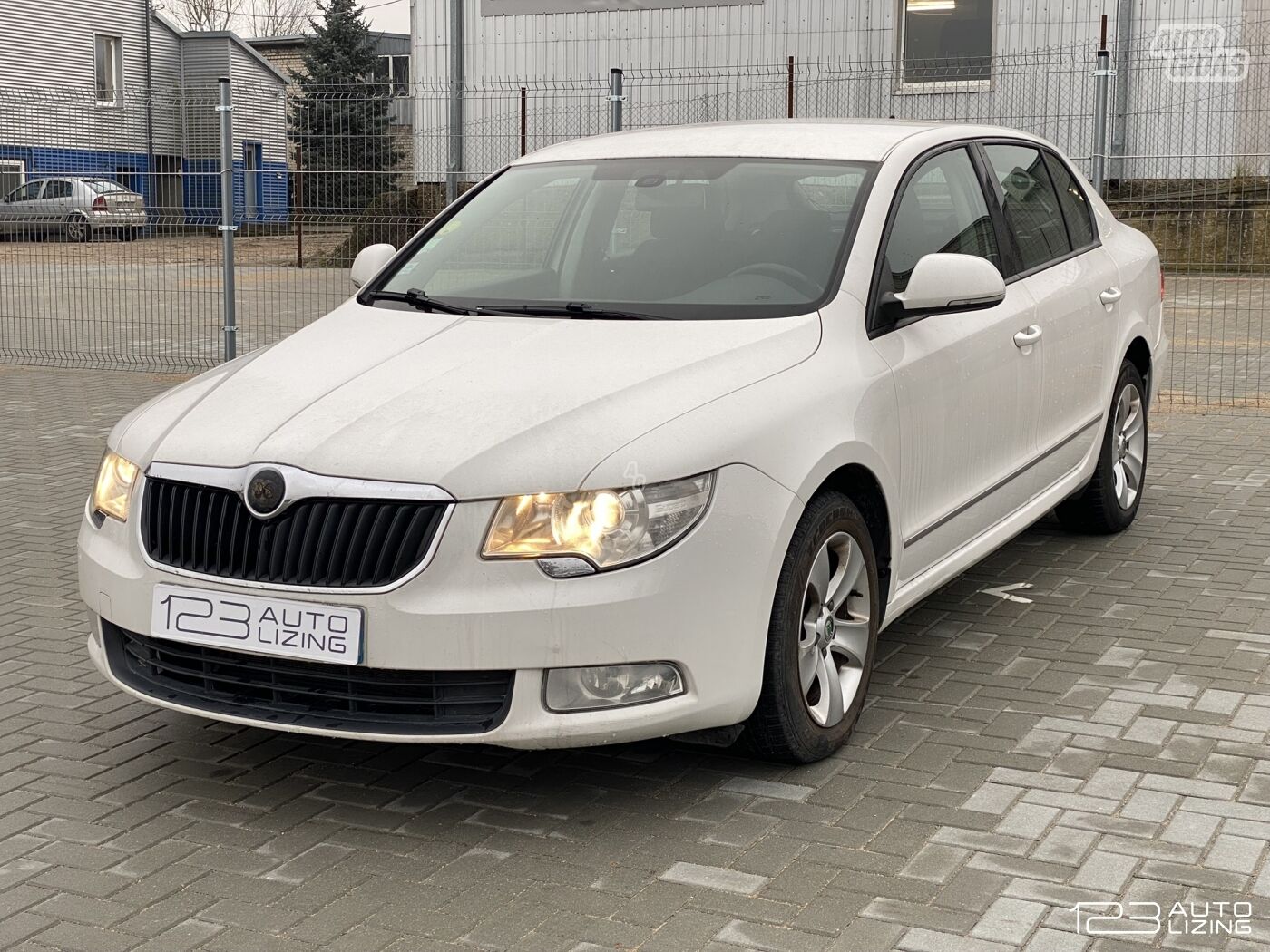 Skoda Superb 2013 y Sedan